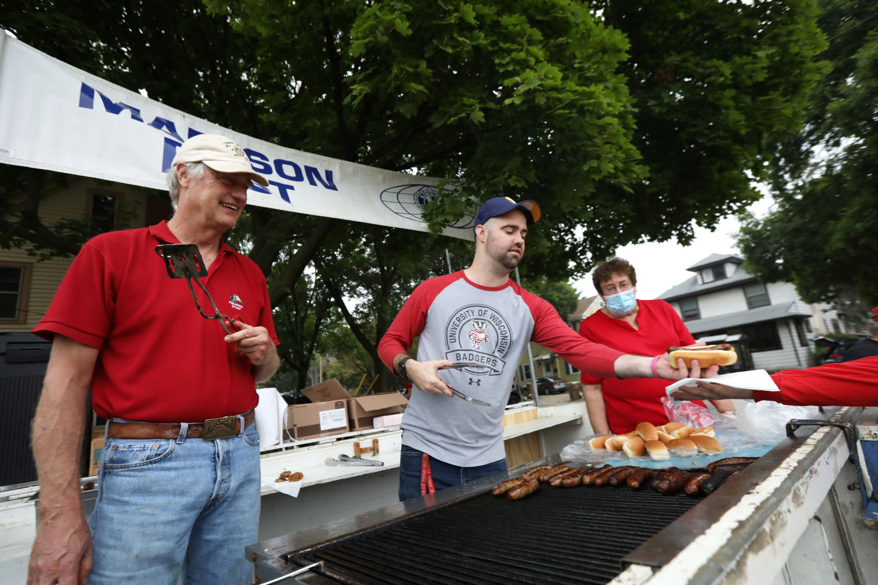 20210904_14_BadgerFans_0924_AJA-09042021131202